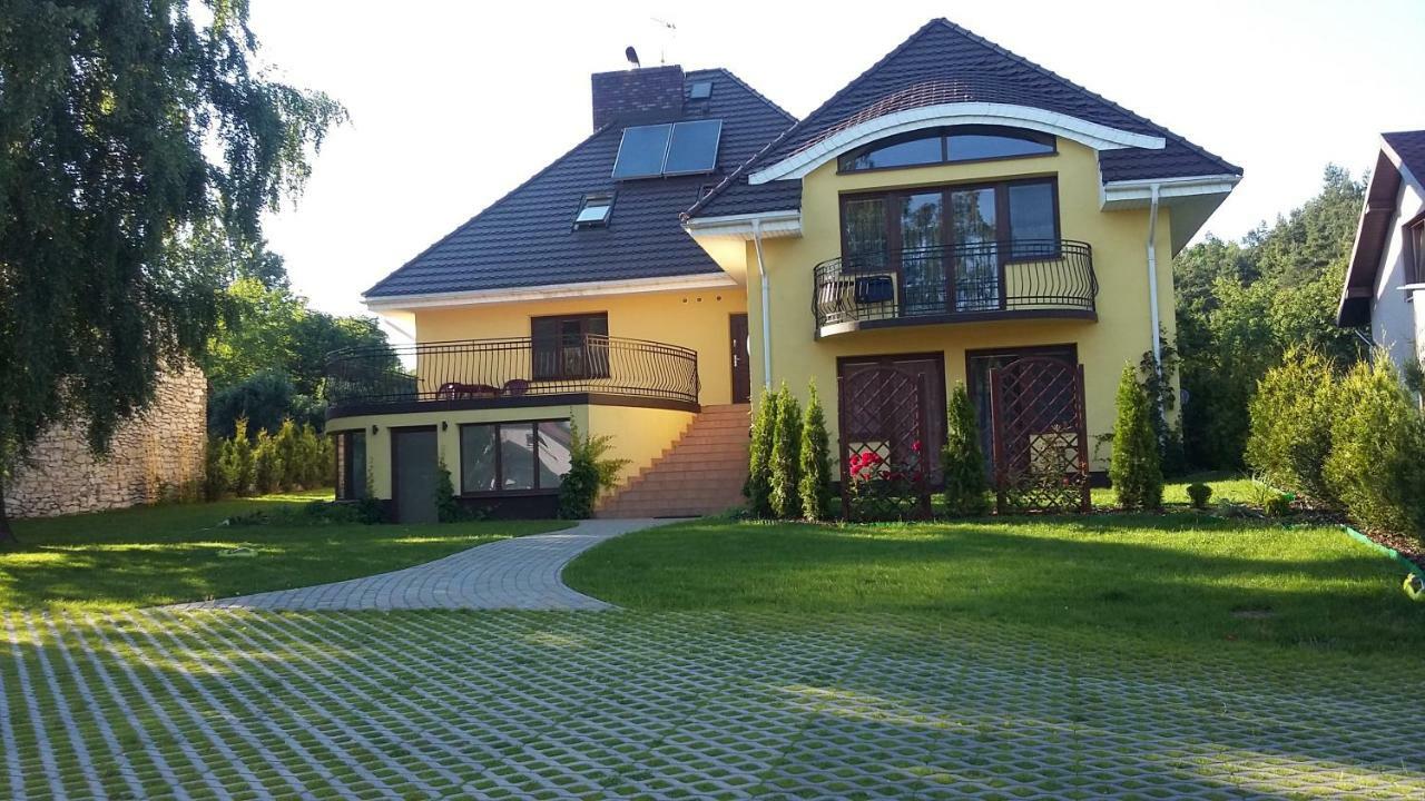 Villa Jura Pokoje Goscinne Zarki Exterior foto